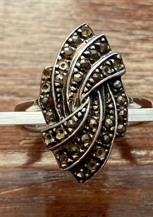 Sterling Silver 925 Marcasite Ring Sz 7.5 Damaged