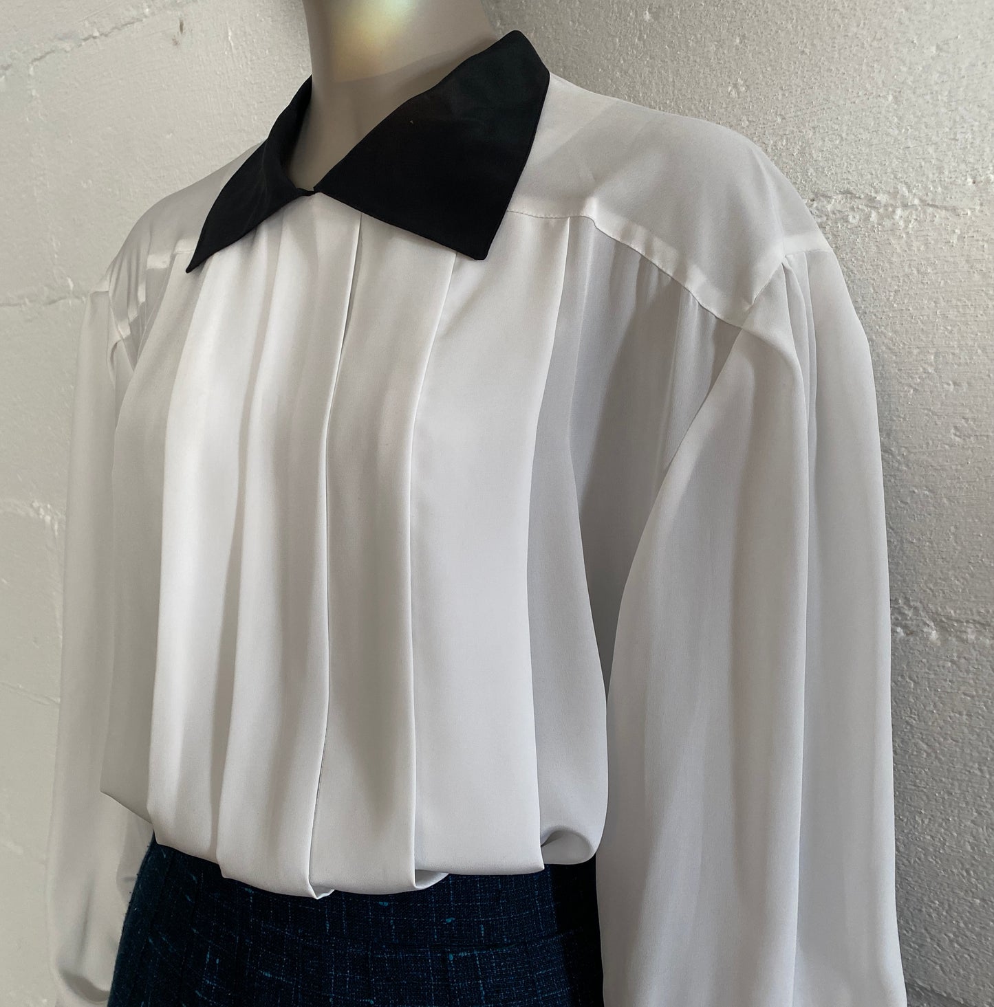 Vintage White Black Collar Pleated Blouse Haberdashery Personal II Secretary