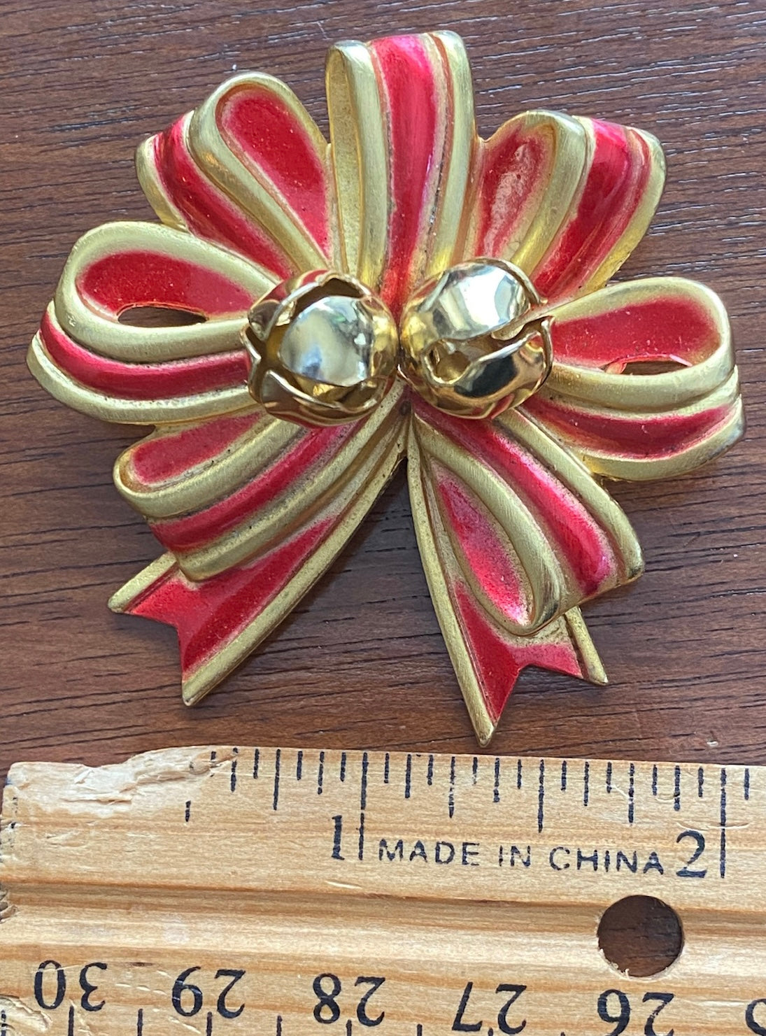 Large Vintage JJ Signed Red Gold Tone Ribbon Bow Brooch Pin with Bells