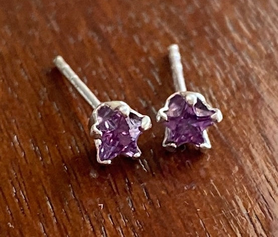 JCM Sterling Silver 925 Star Shaped Amethyst Stud Earrings