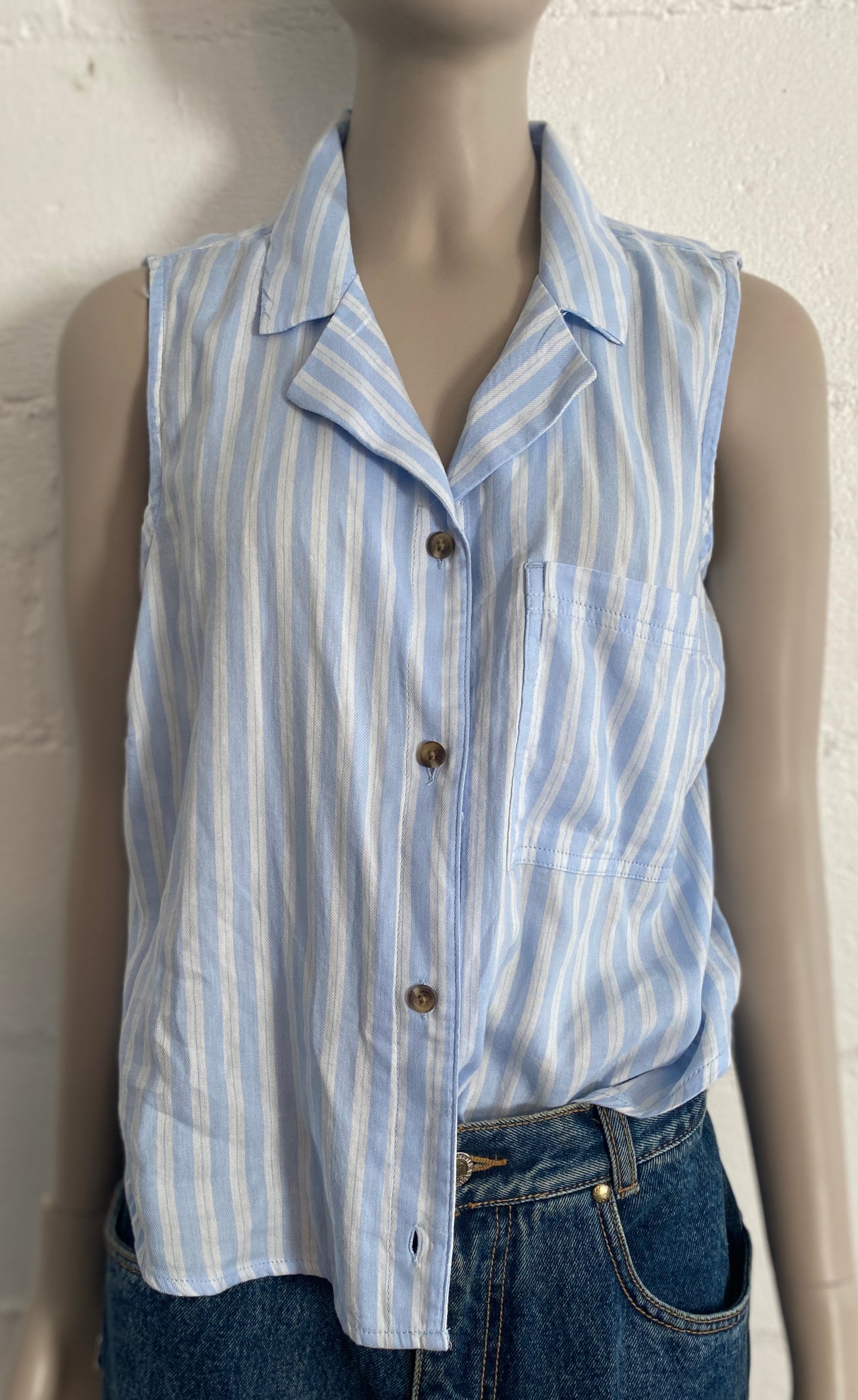 So Blue White Vertical Stripe Button Front Sleeveless Shirt Sz L