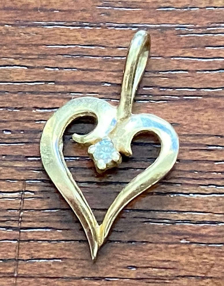 14k Yellow Gold Diamond Open Heart Small Pendant Charm