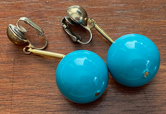 Vintage Large Blue Bead Drop Dangly Clip on Earrings