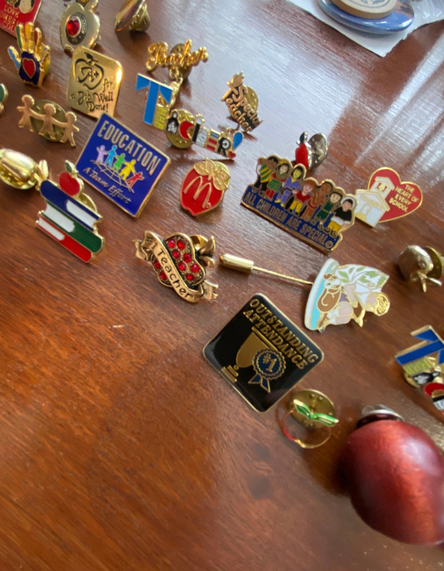 Huge Lot of Pinbacks Pin Backs Teacher School Apple Children