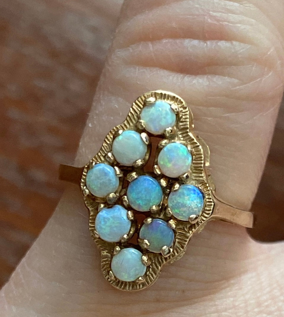 Vintage 14k Yellow Gold 3mm Fire Opal Cluster Ring Sz 6