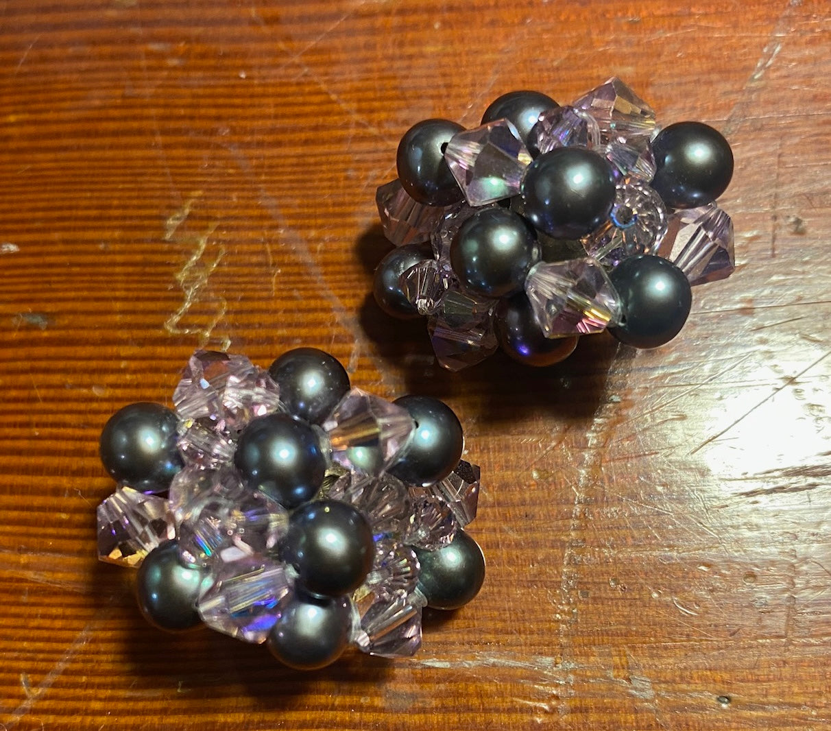 Vintage Purse Faceted Bead Faux Black Pearl Clip On Cluster Earrings