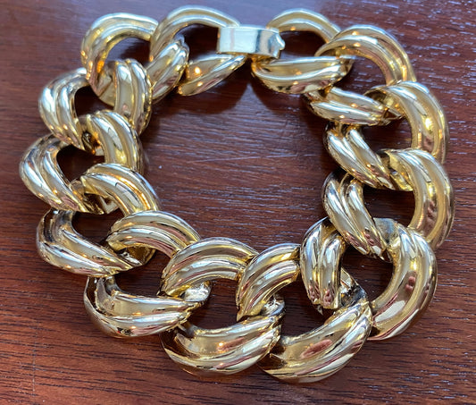 Vintage Large Curb Link Gold Tone Metal Bracelet 7.5" Long