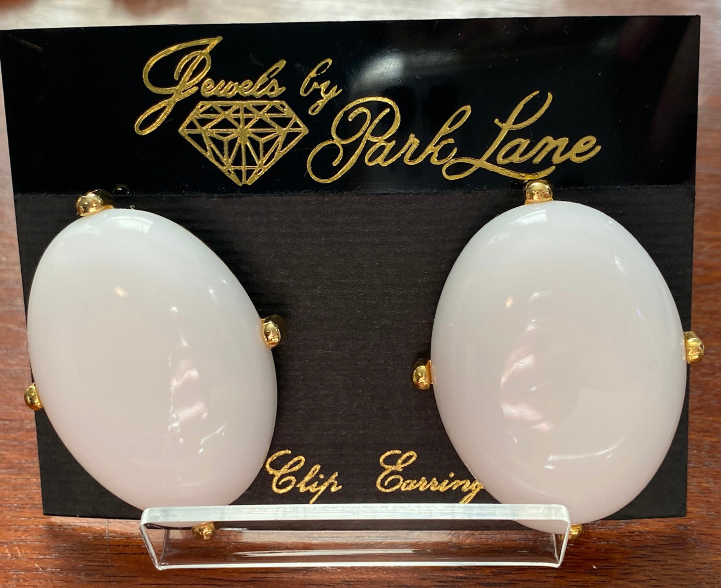 Massive Park Lane White Cabochon Gold Tone Cabochon Clip on Earrings