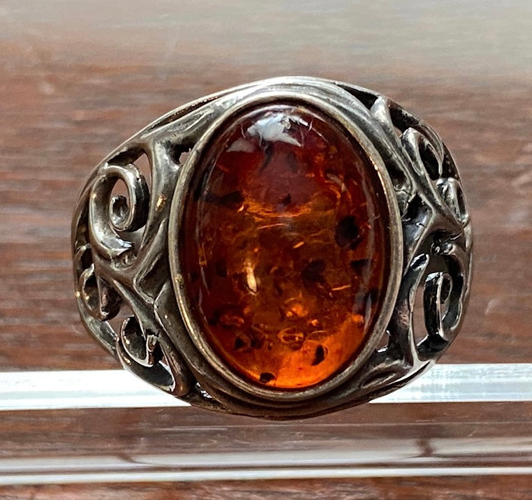 Sterling Silver 925 Amber Cabochon Sz 8.5 Ring Filigree Design Shank