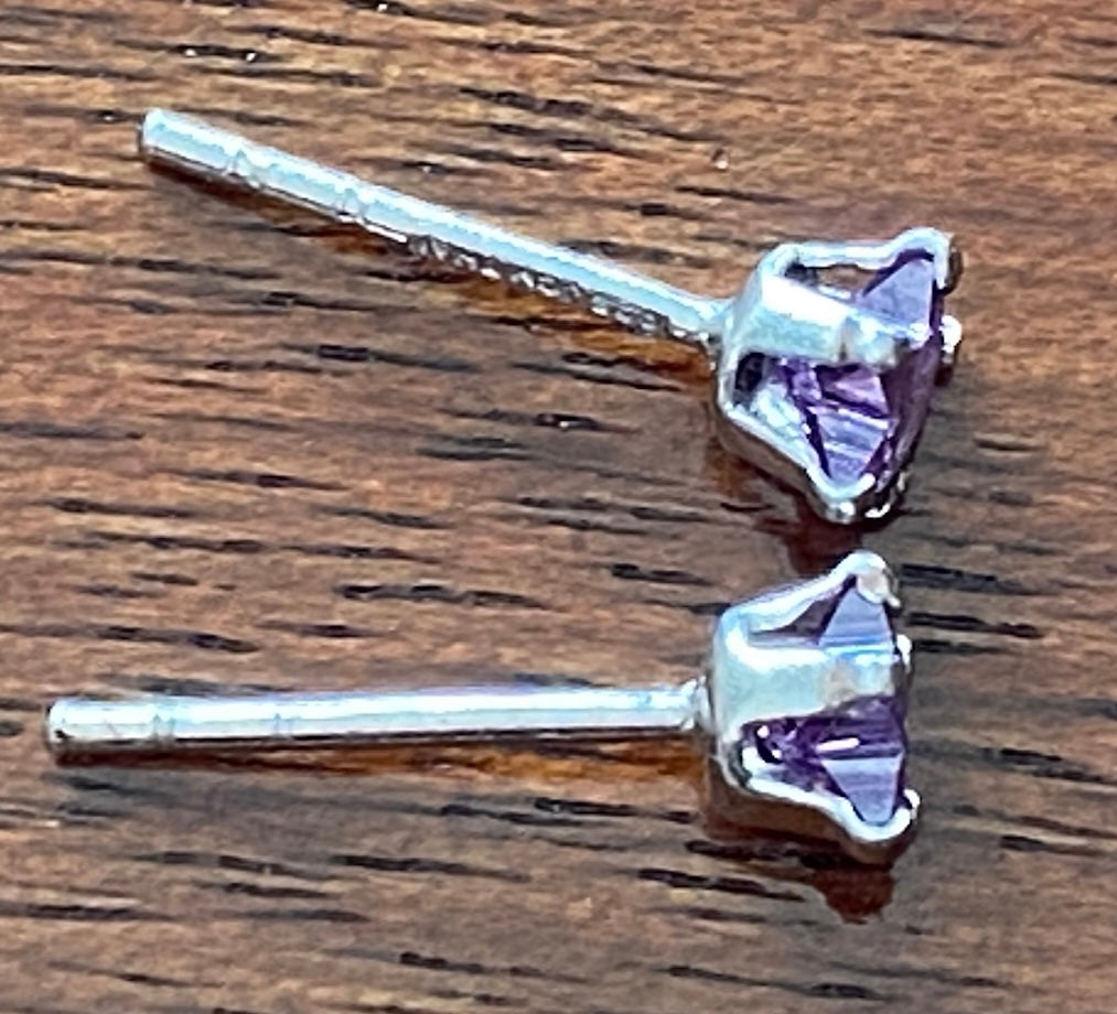 JCM Sterling Silver 925 Star Shaped Amethyst Stud Earrings