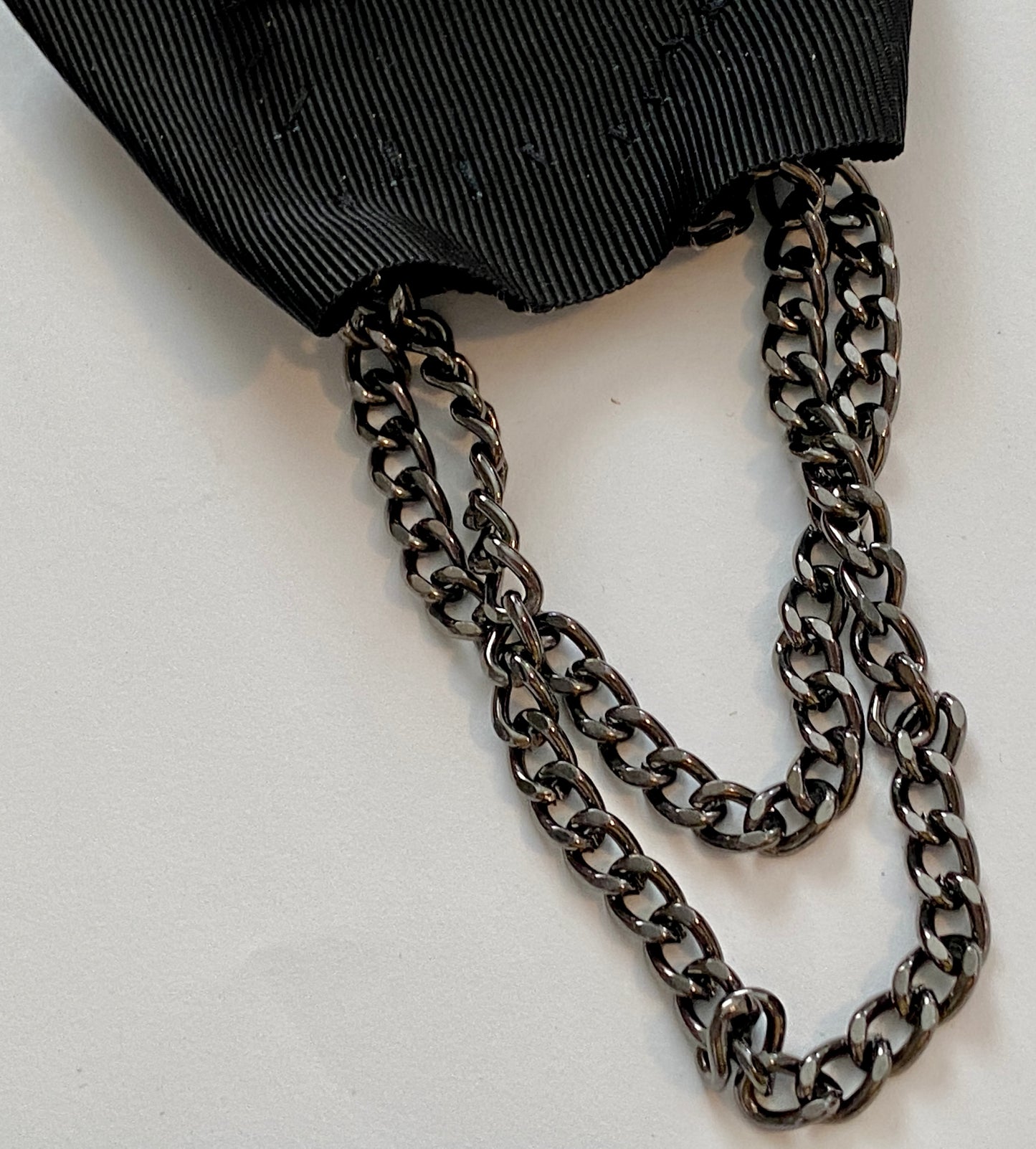 Large Black Mourning Style Chain Brooch Pin