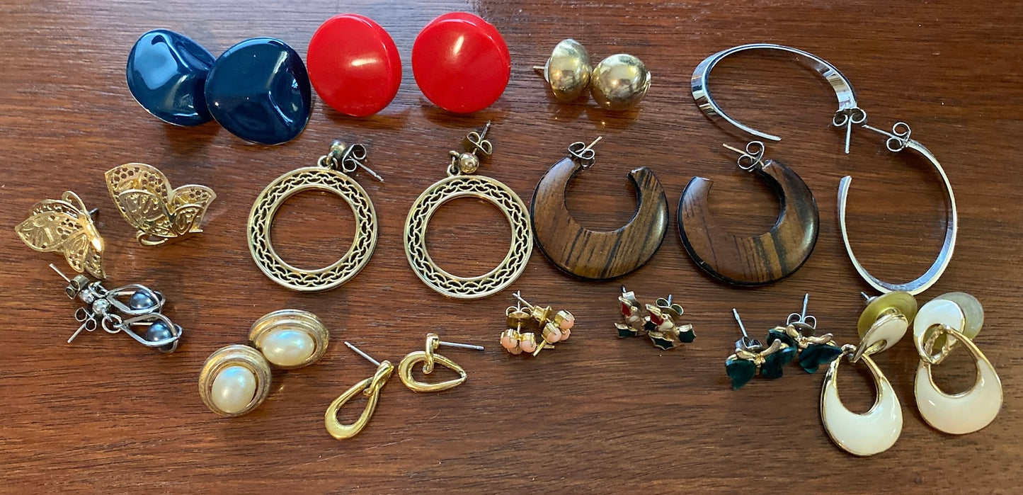 Lot of Vintage to Now Pierced Earrings Faux Pearl Wood Silver Gold Tone
