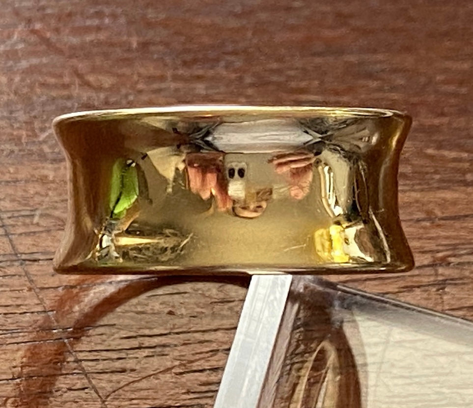 14k Yellow Gold Italy Signed EG Ring Sz 8.75 Wide Rolled Edge