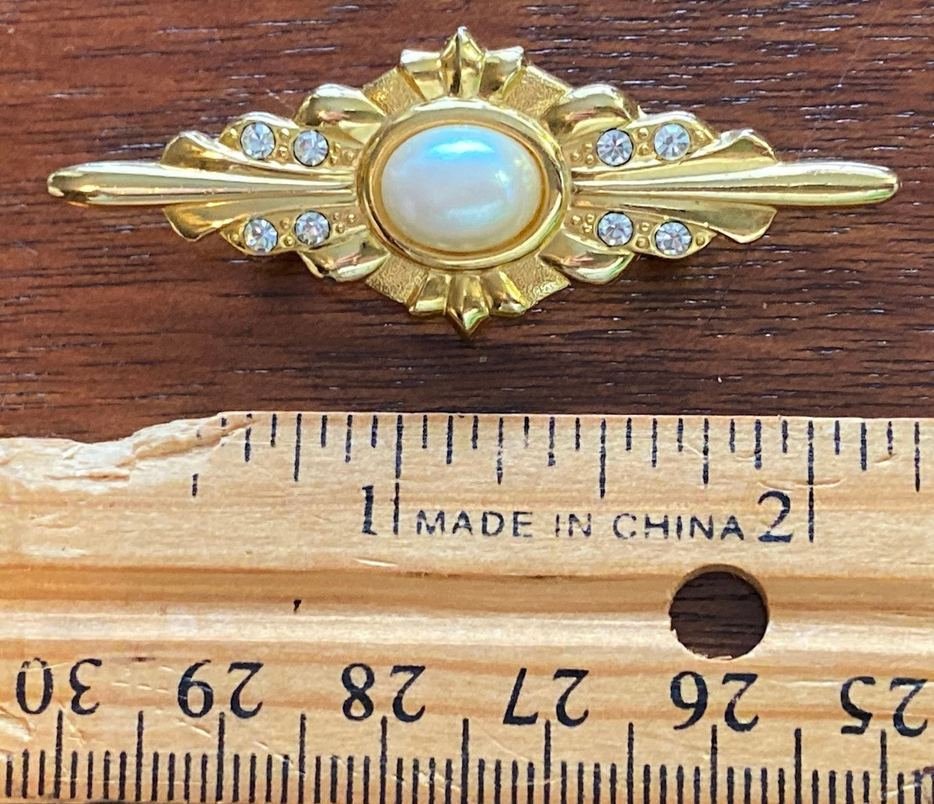 Vintage Gold Tone Rhinestone Faux Pearl Cabochon Bar Brooch Pin
