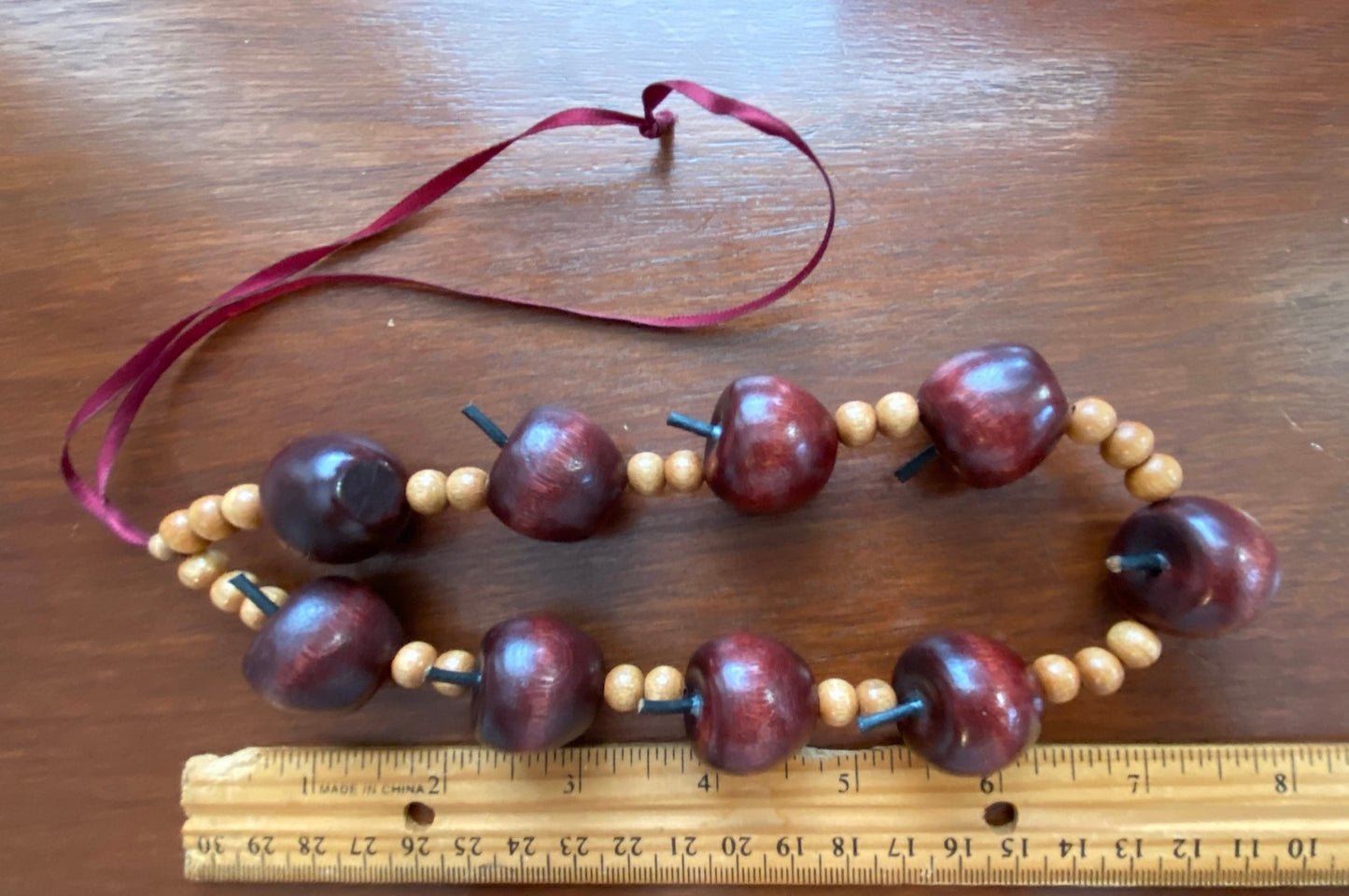 Vintage Wood Bead Apple Adjustable Collar Necklace