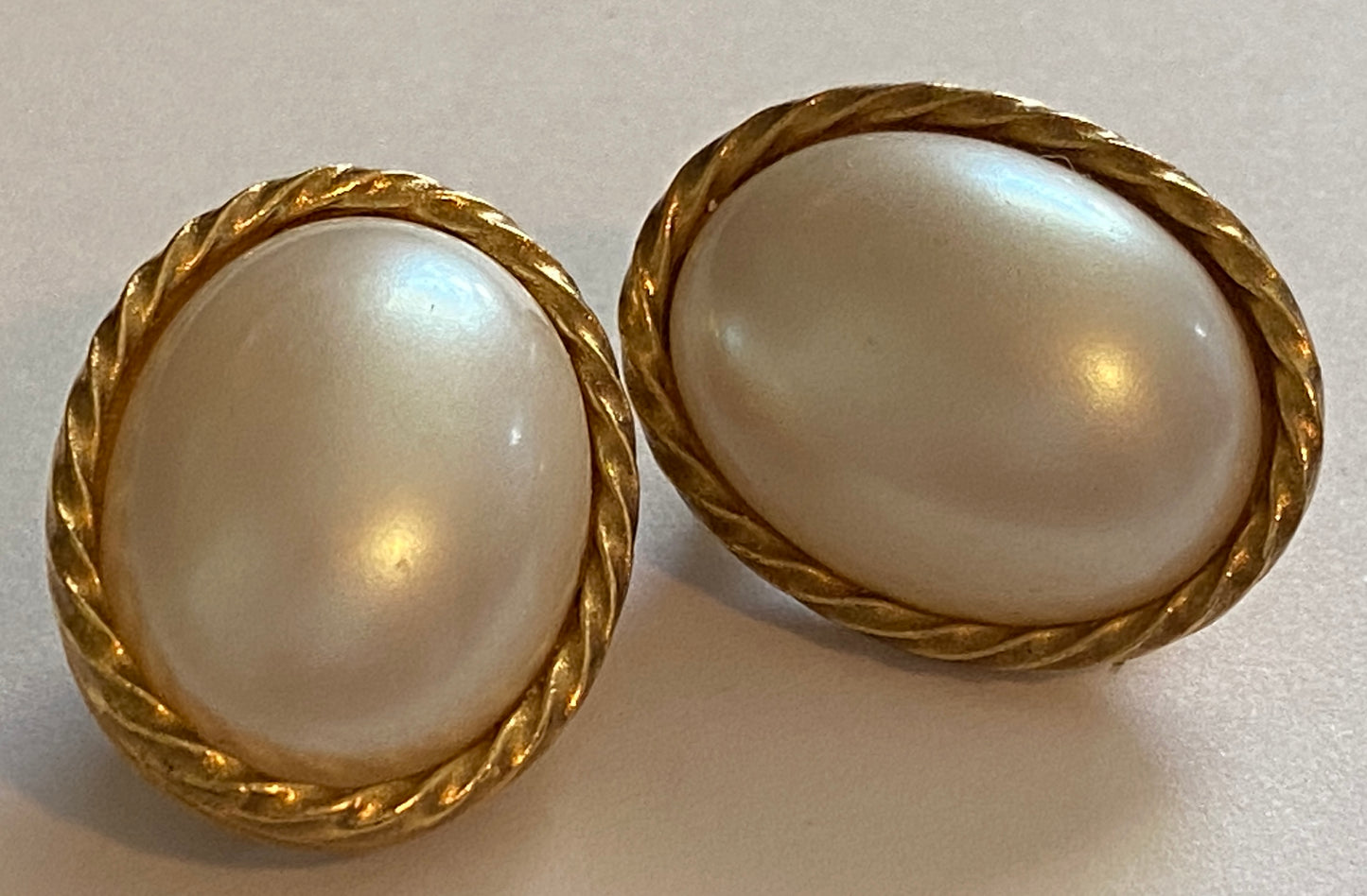 Vintage Richelieu Faux Pearl Cabochon Gold Tone Clip on Earrings