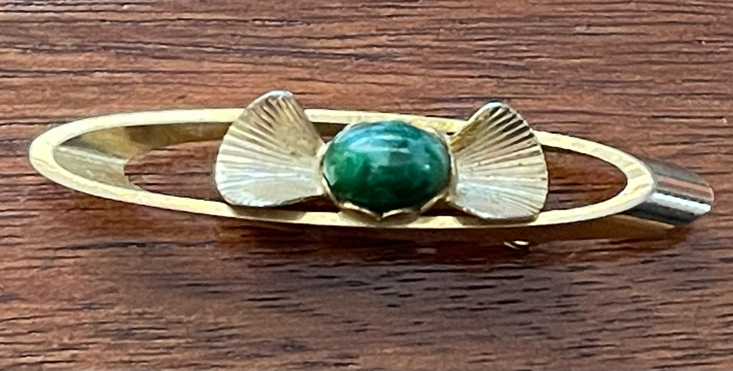 Vintage Gold Tone Metal Jade Cab Cabochon Brooch Pin