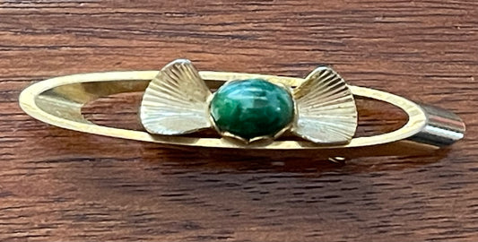 Vintage Gold Tone Metal Jade Cab Cabochon Brooch Pin