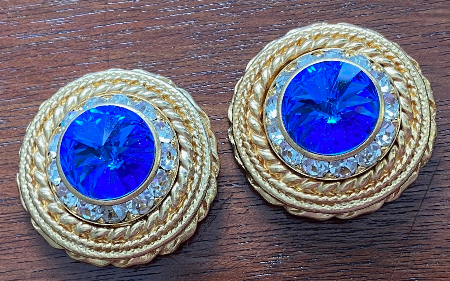 Vintage 80's Large Gold Tone Blue Rhinestone Clip on Earrings
