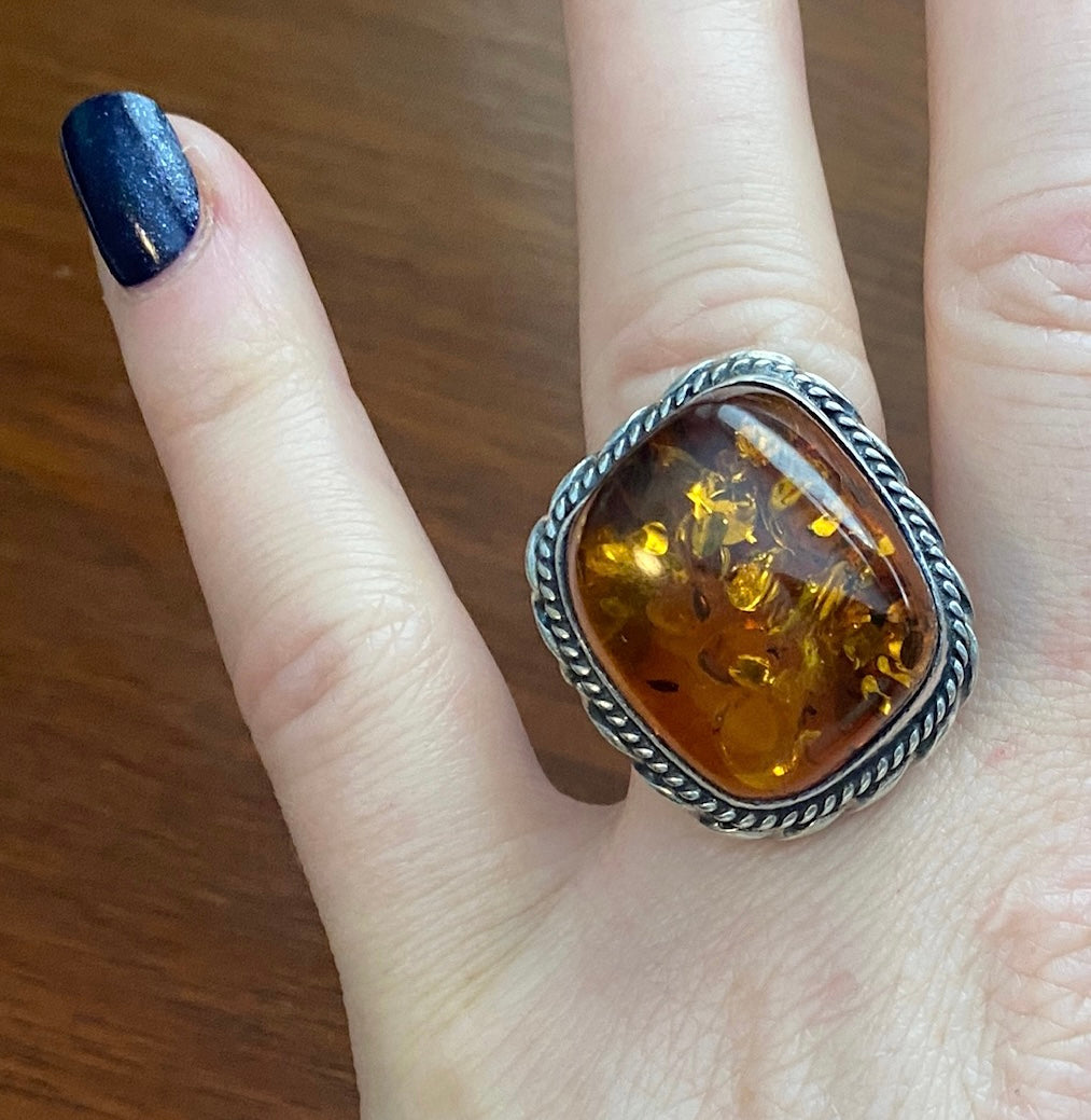 Sterling Silver 925 Heavy Amber Cabochon Rope Edge Ring Signed PS Sz 8
