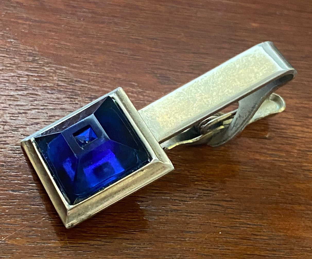 Vintage Silver Tone Large Faceted Blue Glass Tie Clip