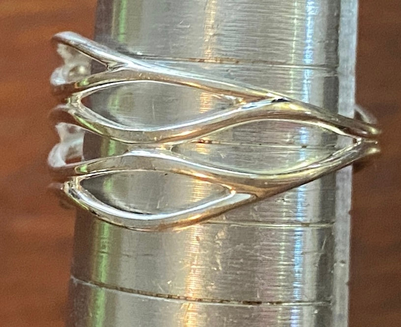 Sterling Silver 925 Open Design Ring 7.5 Signed LA