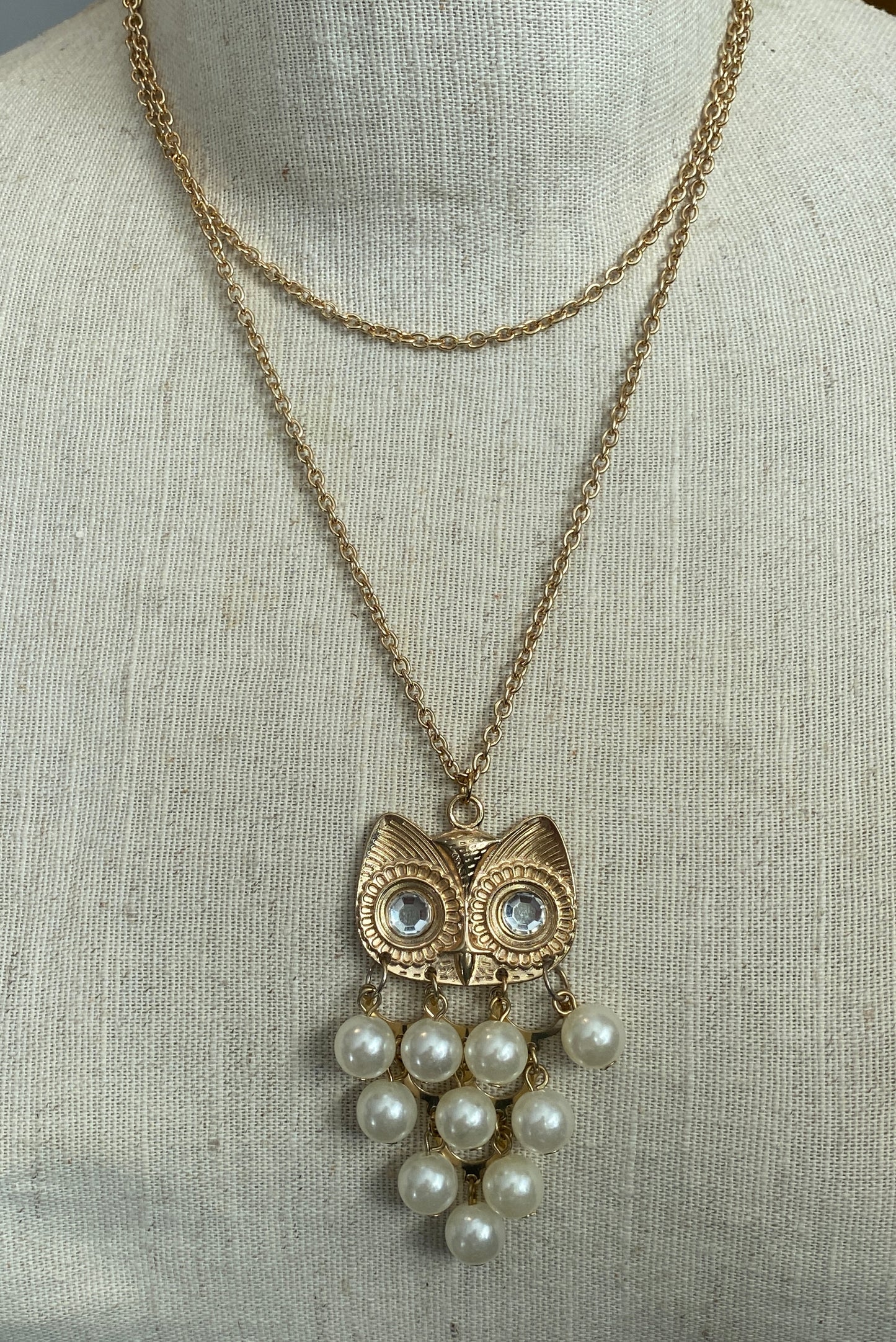 Vintage Gold Tone Chain Link Owl Faux Pearl Rhinestone Pendant Necklace