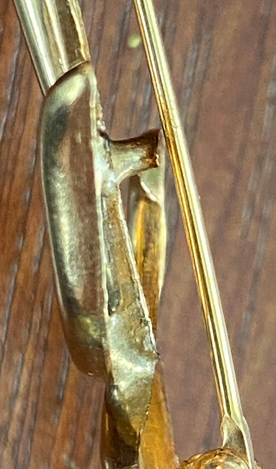 Vintage 14k Yellow Gold Brooch Pin