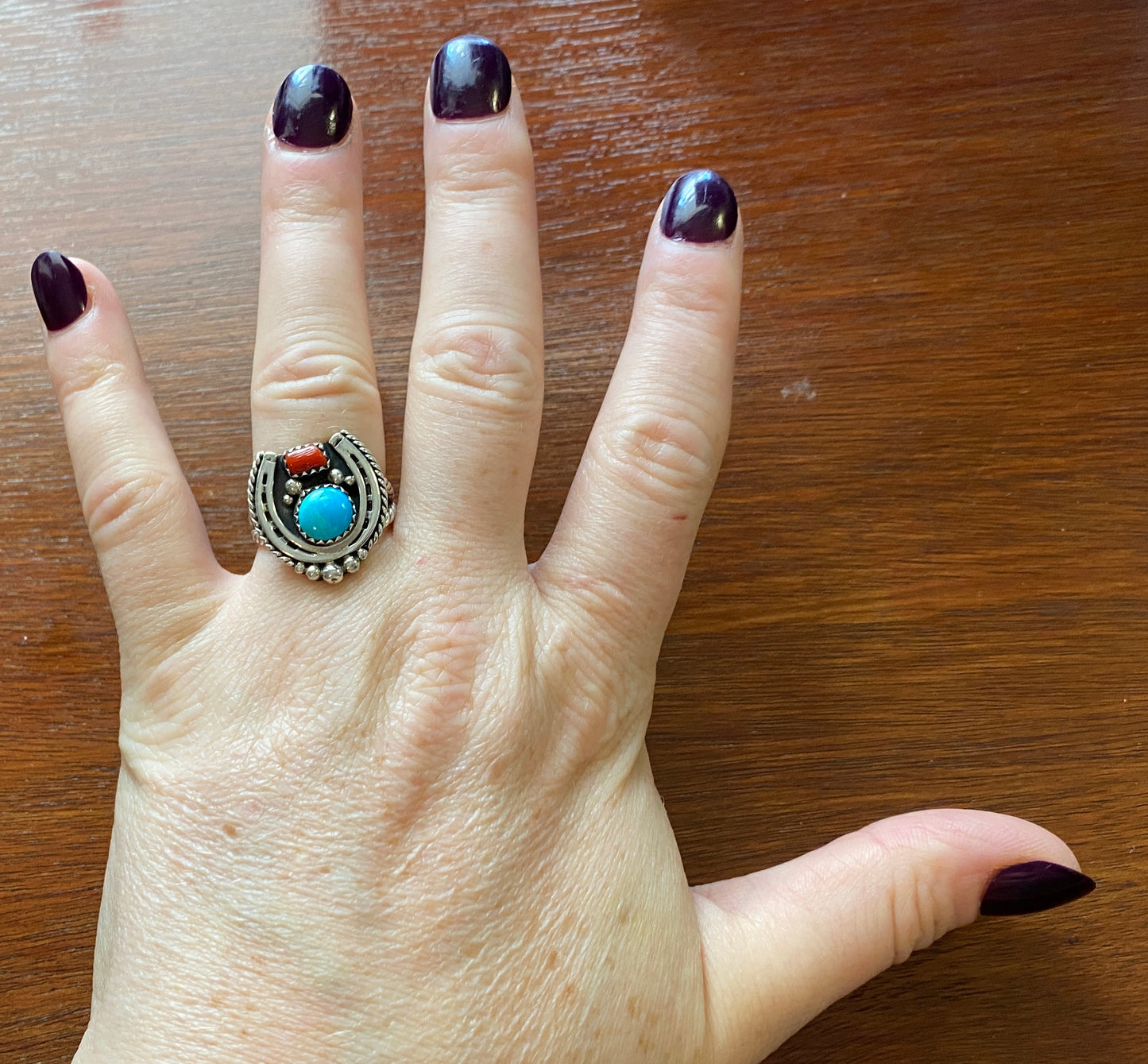 Vintage Signed Running Bear Horseshoe Turquoise Coral Ring Sz 7.5