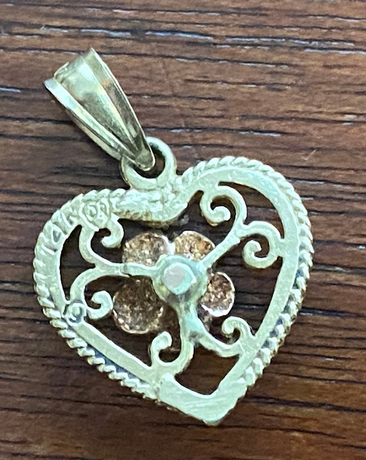 14k Yellow Rose Gold Heart Flower Small Necklace Pendant