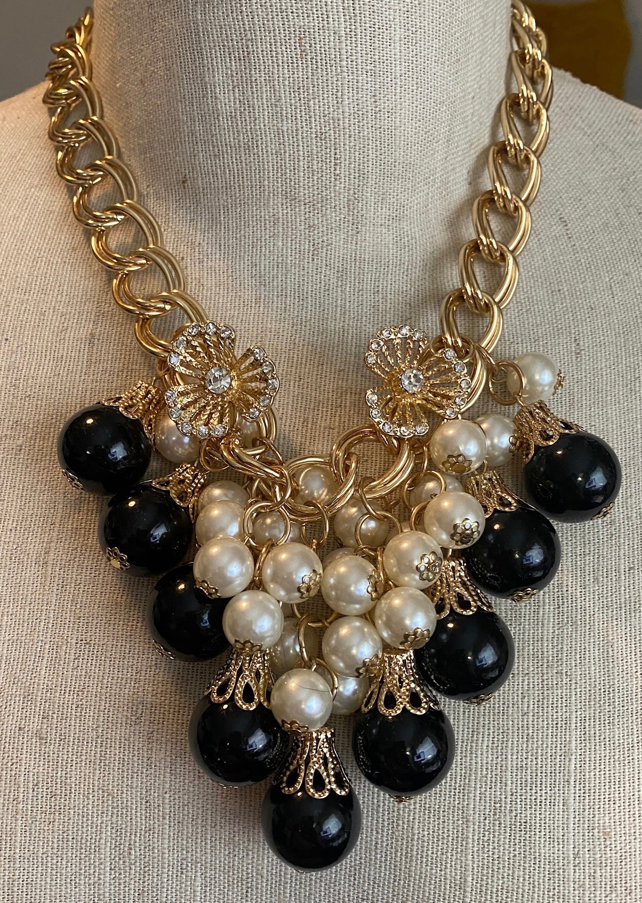 Gold Tone Large Chain Link Black Faux Pearl Bead Statement Collar Necklace