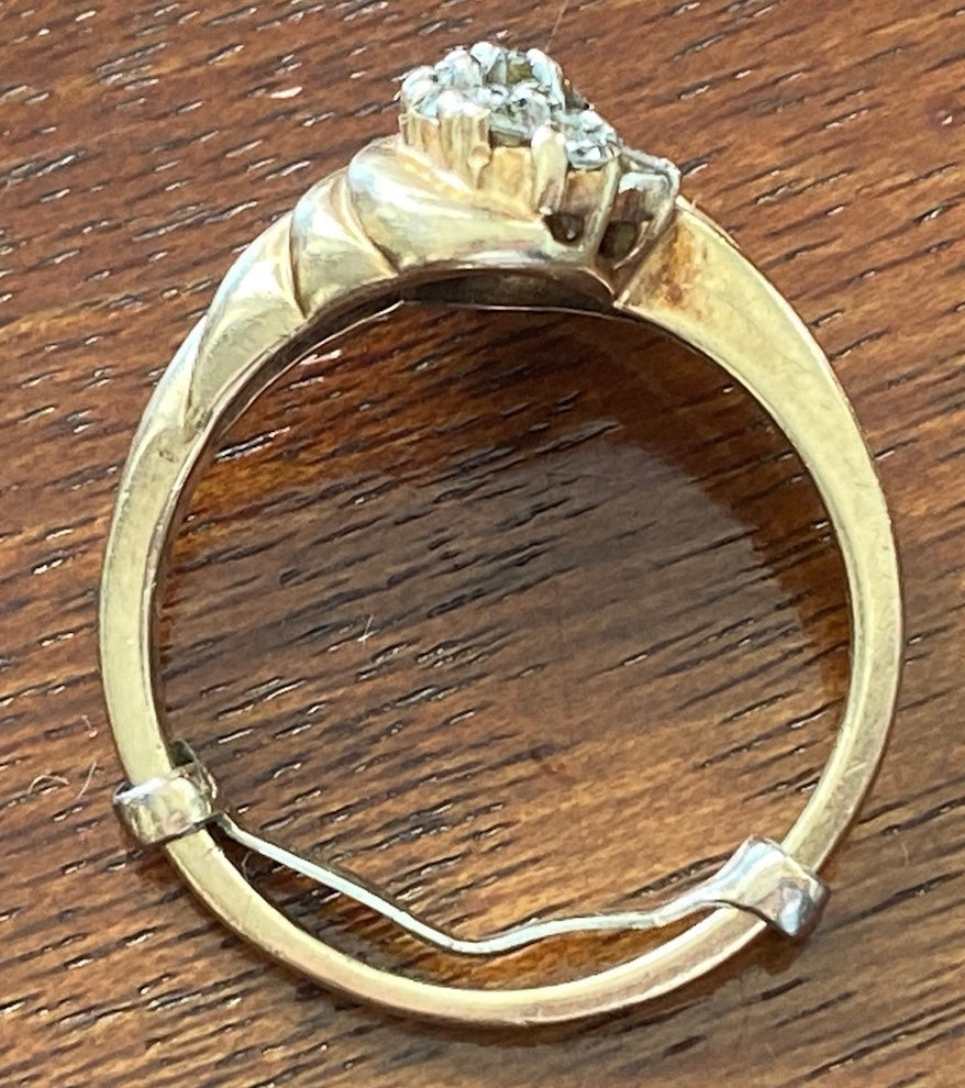 10k Yellow Gold .20ctw Diamond Cluster Ring Sz 6 - 6.25