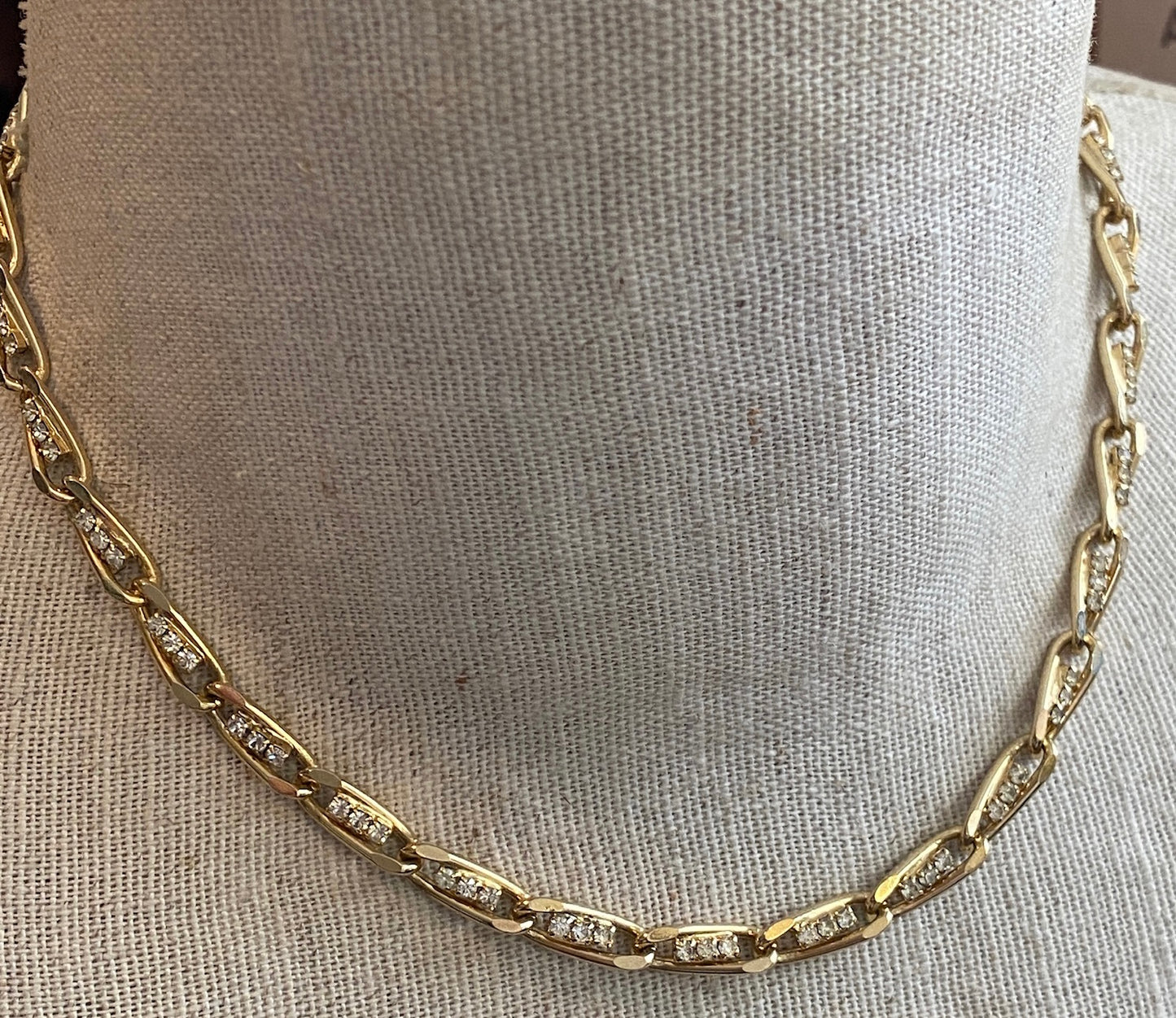 Vintage Gold Tone Metal Rhinestone Collar Necklace