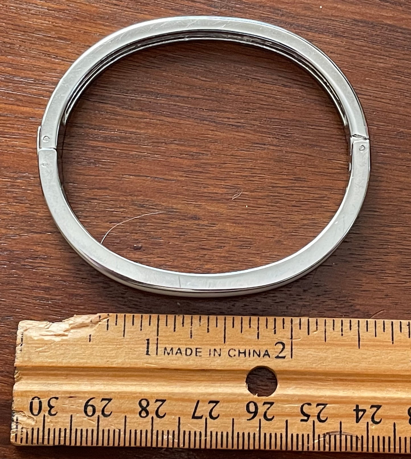 White Enamel Silvertone Metal Clamper Hinged Bracelet