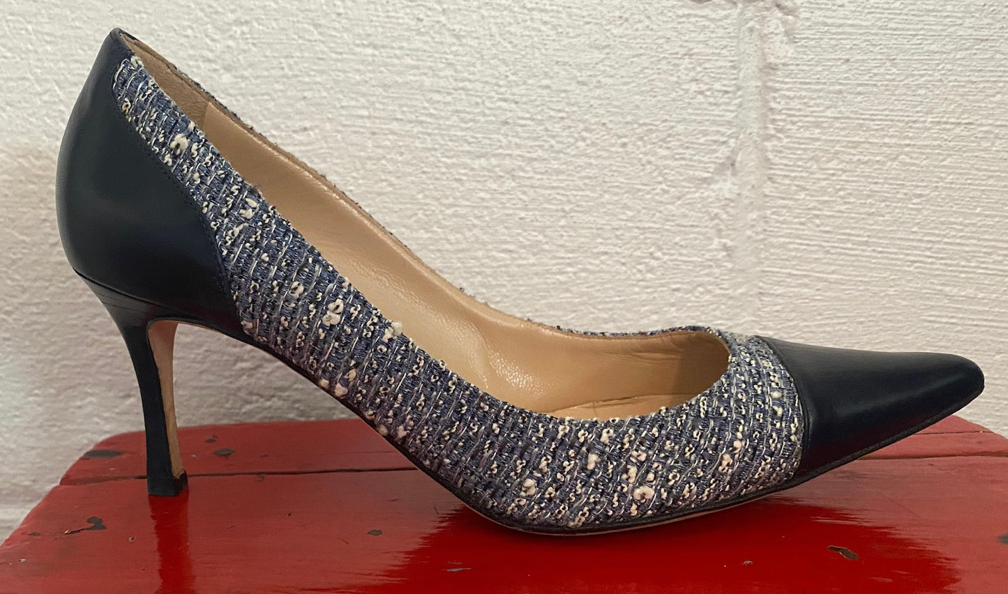 Manolo Blahnik Navy Blue Leather Tweed Fabric Pumps High Heels Capped Toe Sz 8.5