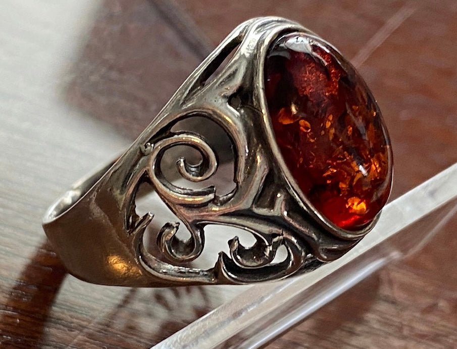 Sterling Silver 925 Amber Cabochon Sz 8.5 Ring Filigree Design Shank