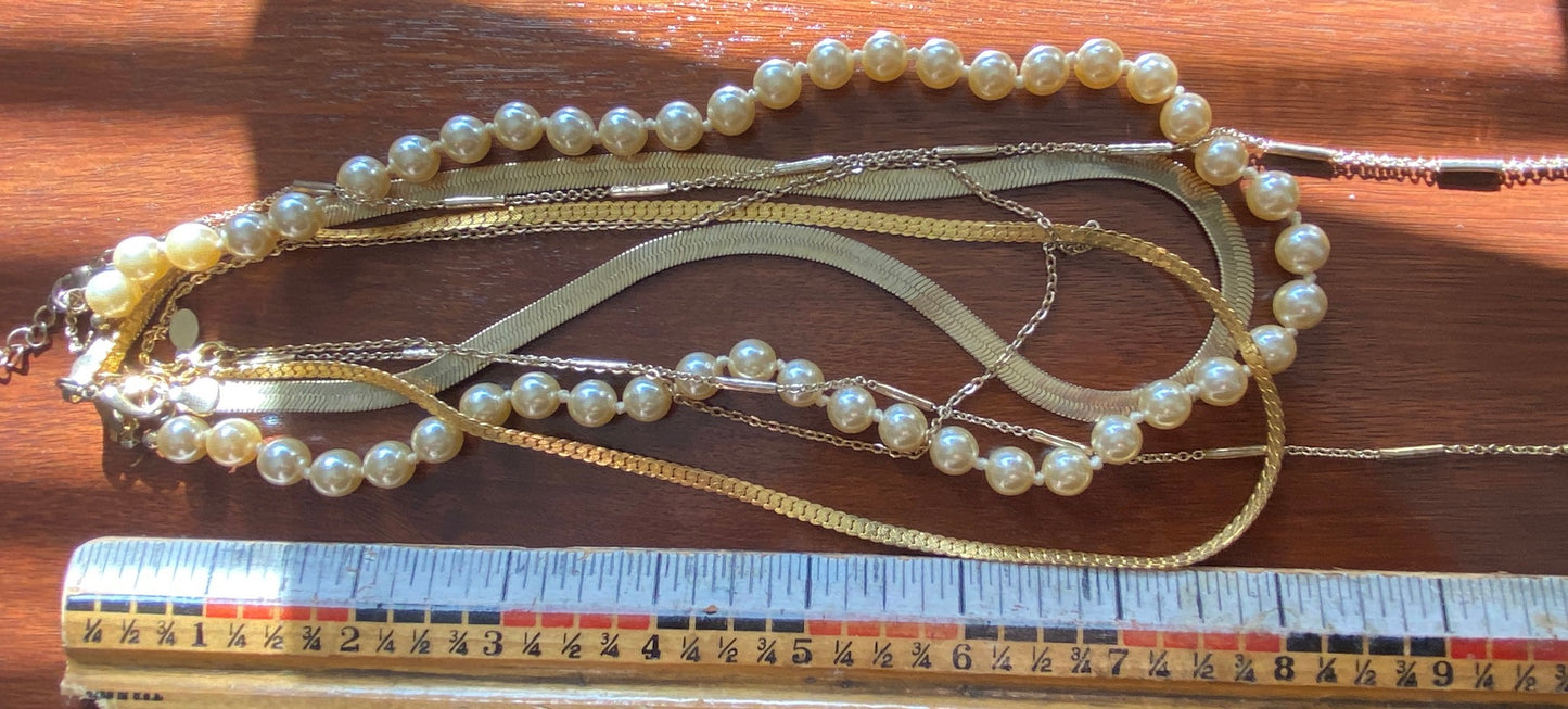 Lot of 5 Vintage Necklaces Faux Pearl Strand Gold Tone Chain Herringbone