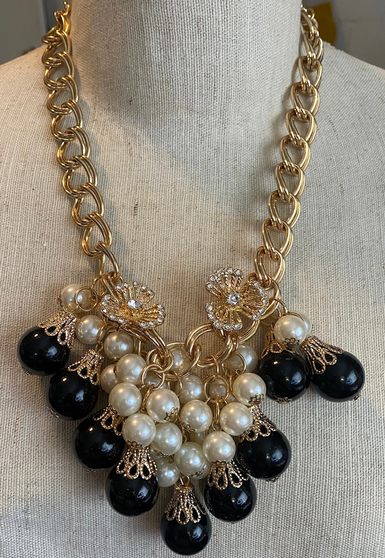 Gold Tone Large Chain Link Black Faux Pearl Bead Statement Collar Necklace