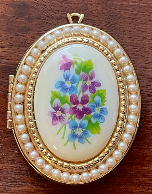 Vintage Avon 'Sweet Violets' Oval Faux Pearl Painted Pendant Locket