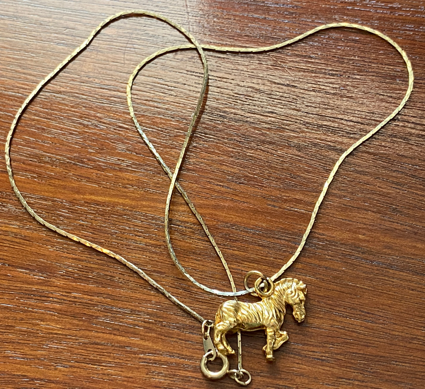 Vintage Gold Tone Metal Chain Necklace Zebra Pendant
