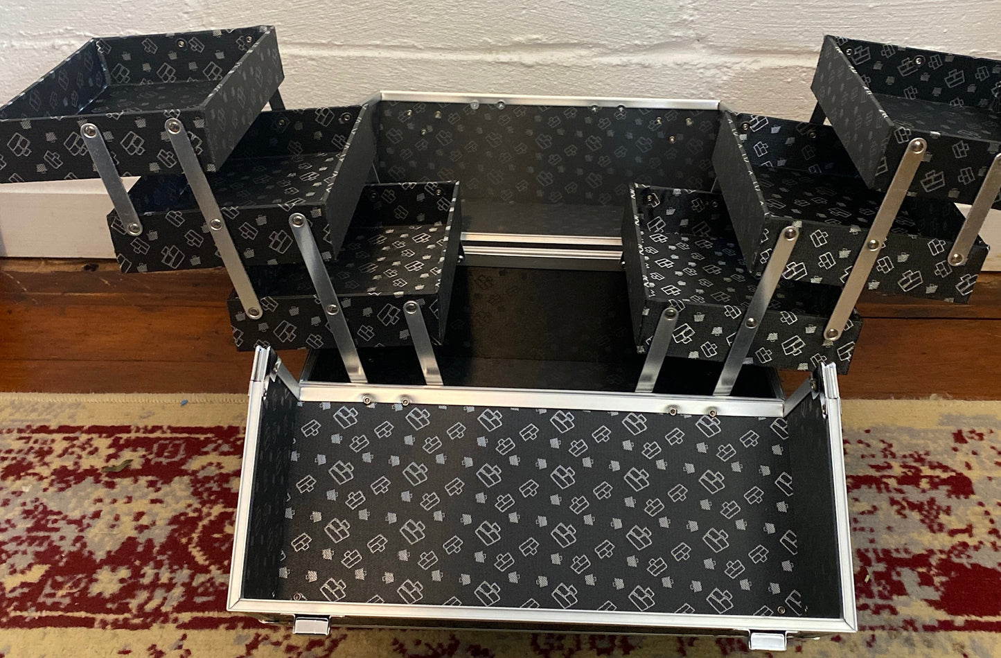 Caboodles Lovestruck Black 12" Ultimate Makeup Train Case Locking w Keys