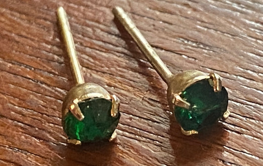 14k White Gold Faux Emerald Stud Earrings