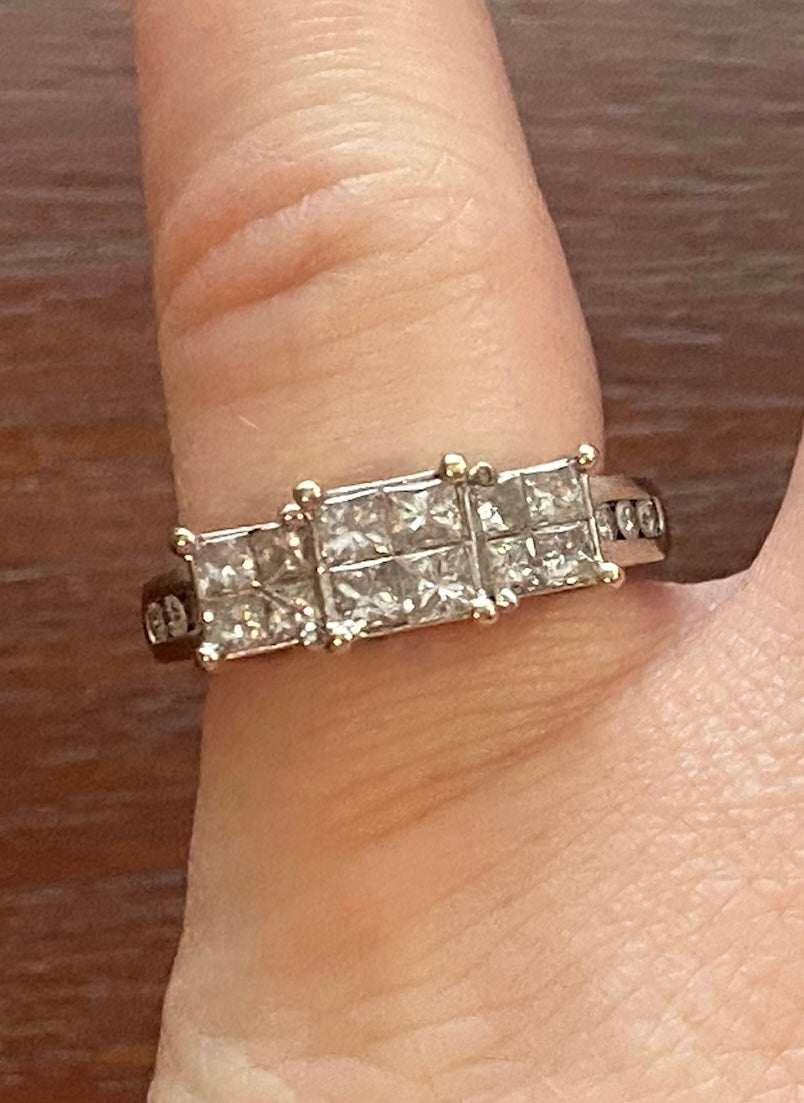 14K White Gold Princess Diamond 1cttw Past Present Future Heart Ring Sz 4.5