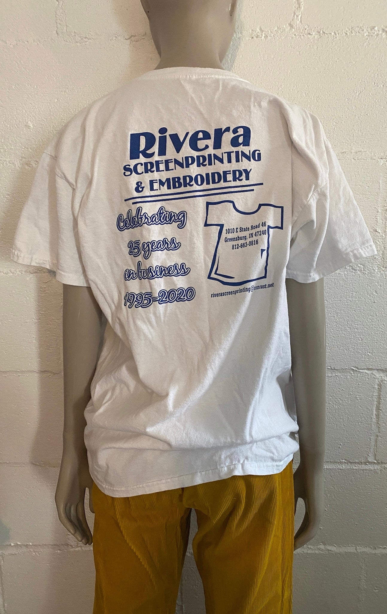 Vintage Graphic Short Sleeved Greensburg Pirates T-shirt White Blue