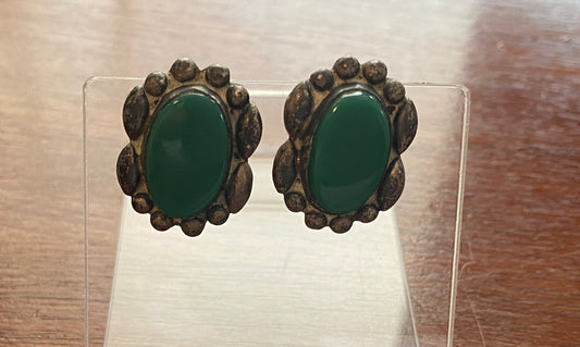 Vintage Screwback Earrings Green Stone
