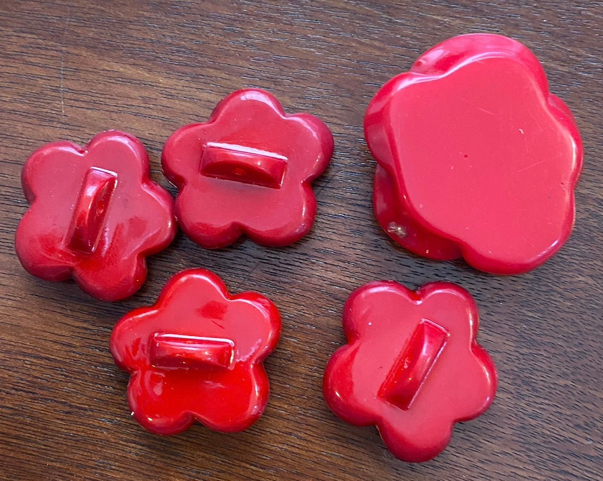 Lot of Plastic Red Rose Buttons Findings