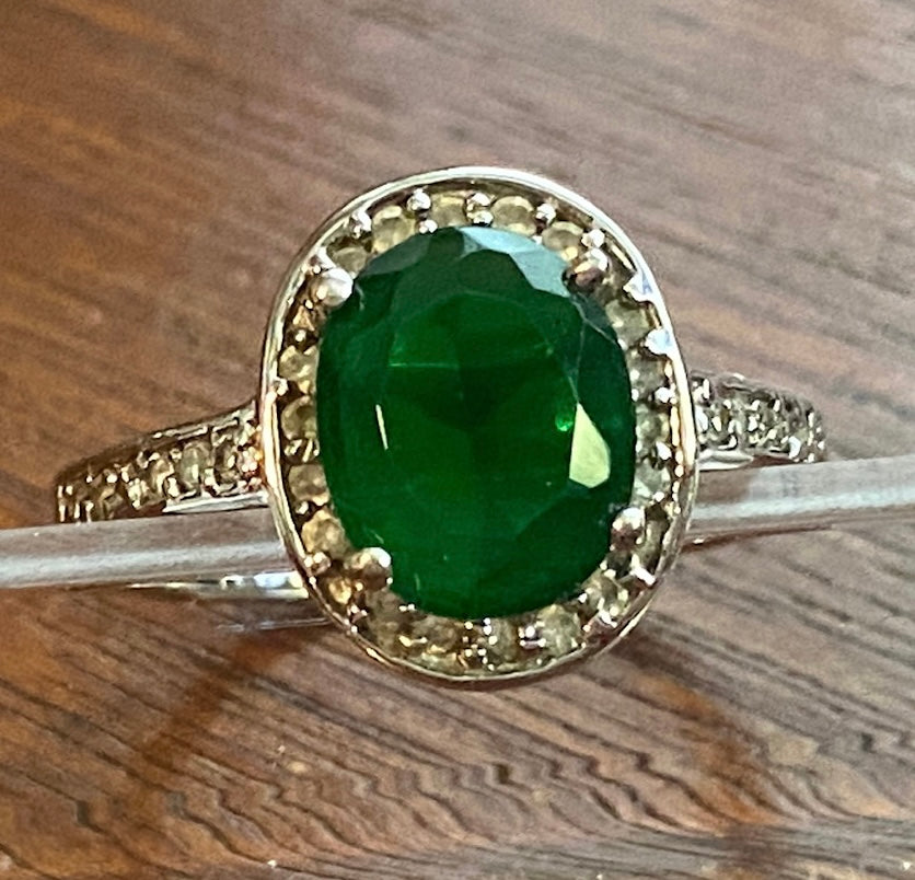 Sterling Silver 925 Oval CZ Simulated Emerald Diamond Ring Sz 8
