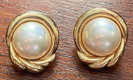Vintage Majorica Gold Vermeil Faux Pearl Clip on Earrings in Box